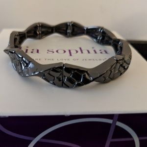 Lia Sophia stretch bracelet